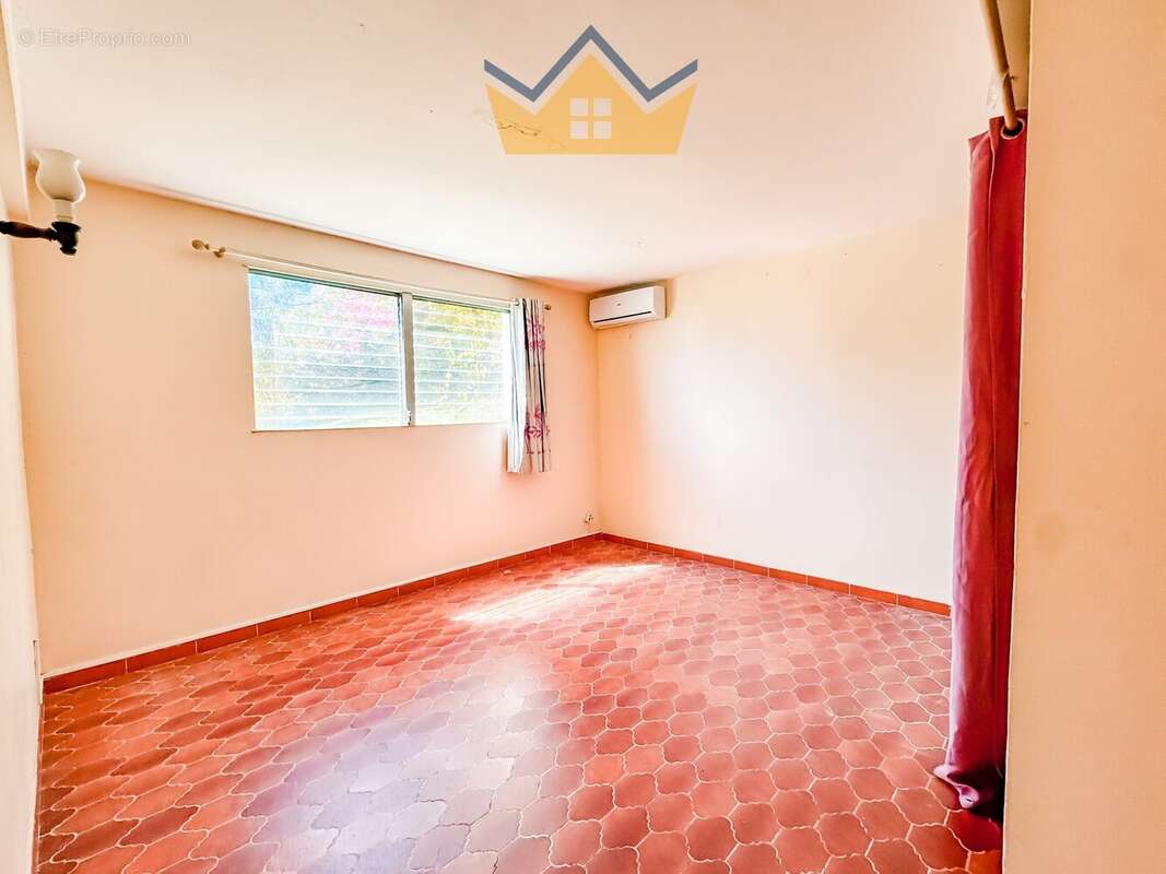 Maison à SCHOELCHER