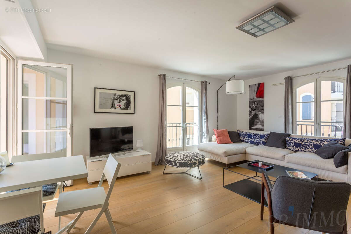 Appartement à SAINT-TROPEZ