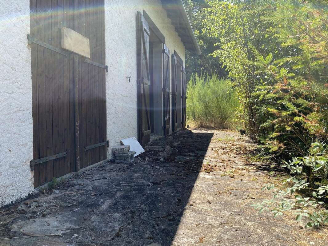 Maison 36 m² à Saint-Meard  - photo 4