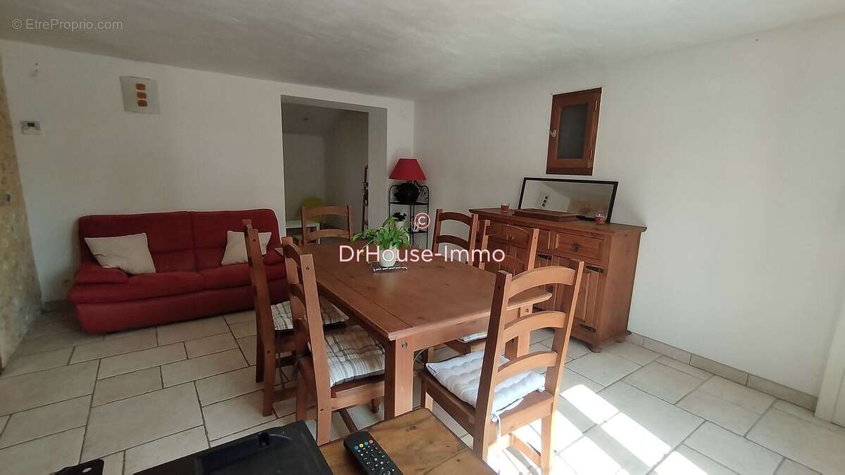Maison 125 m² à Saint-Germain-Et-Mons  - photo 14