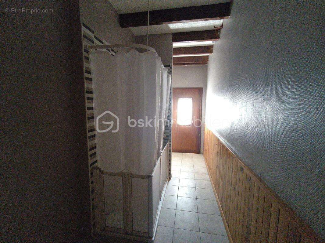 Maison à SAINT-JUNIEN