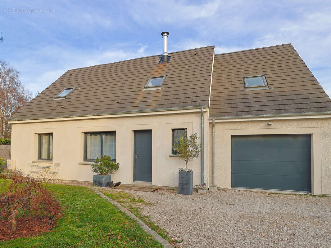 Maison à TRAINOU