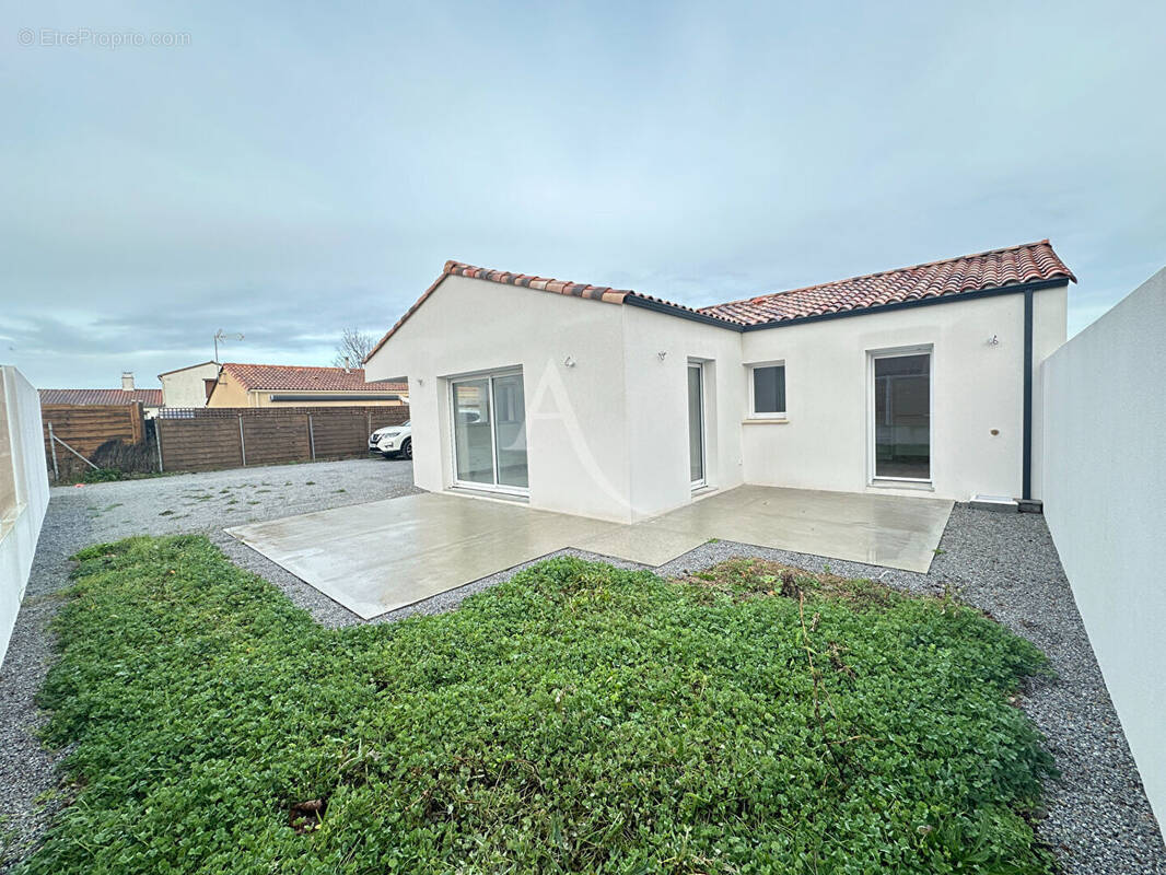 Maison à AIZENAY