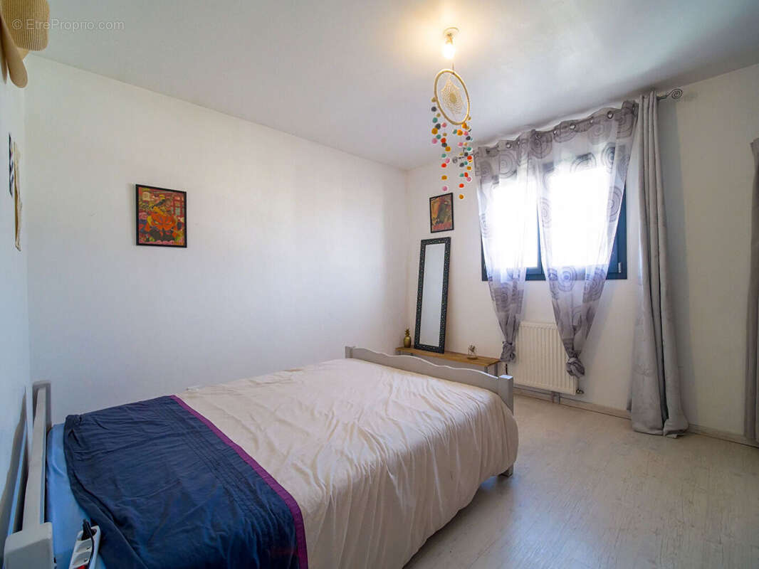 Maison à PARENTIS-EN-BORN