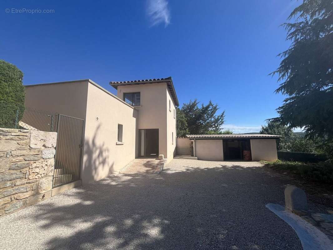 Dépendance - Maison à CAJARC