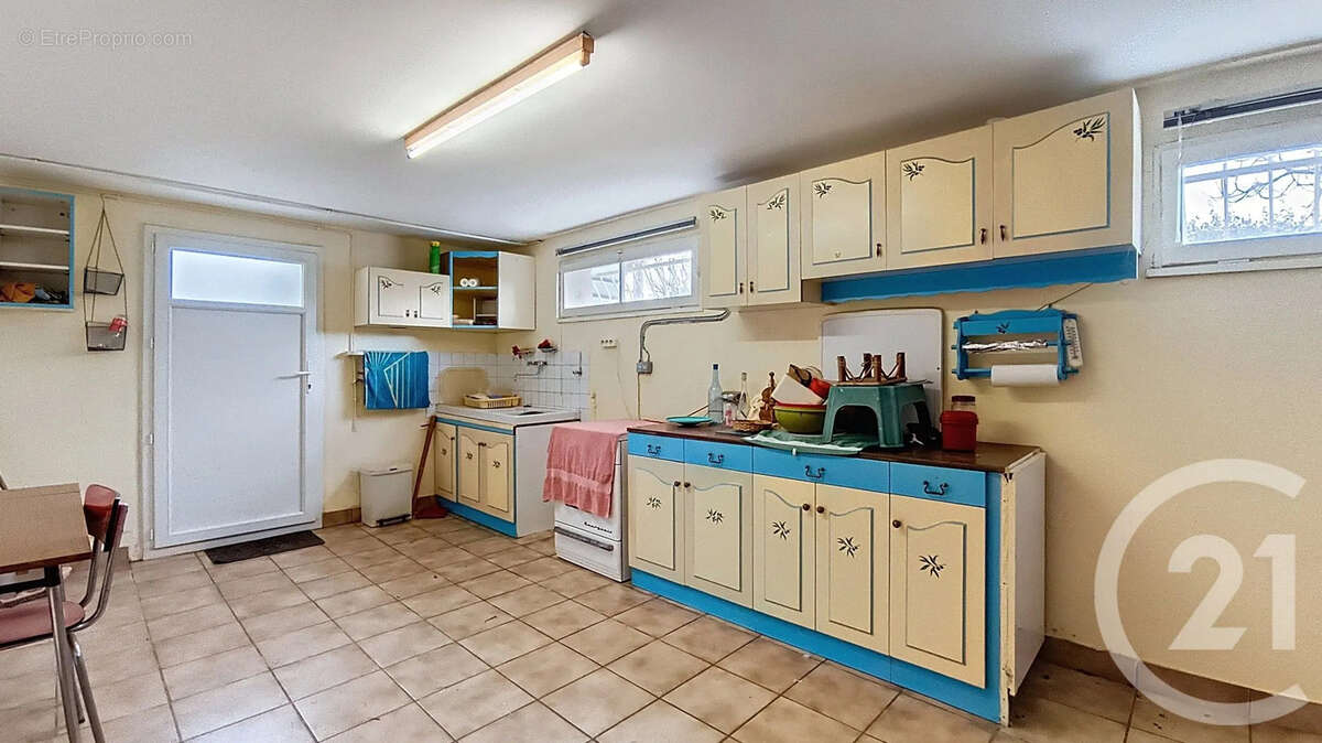 Maison à REVENTIN-VAUGRIS