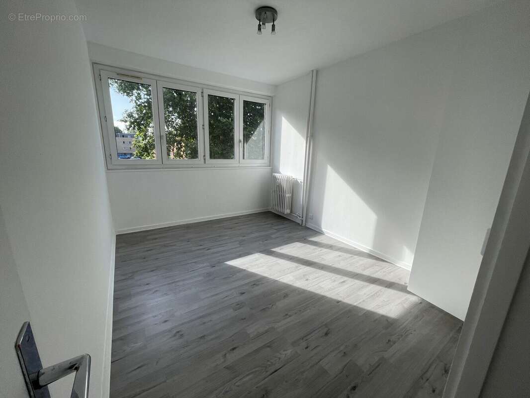 Appartement 87 m² à Lys-Lez-Lannoy  - photo 7