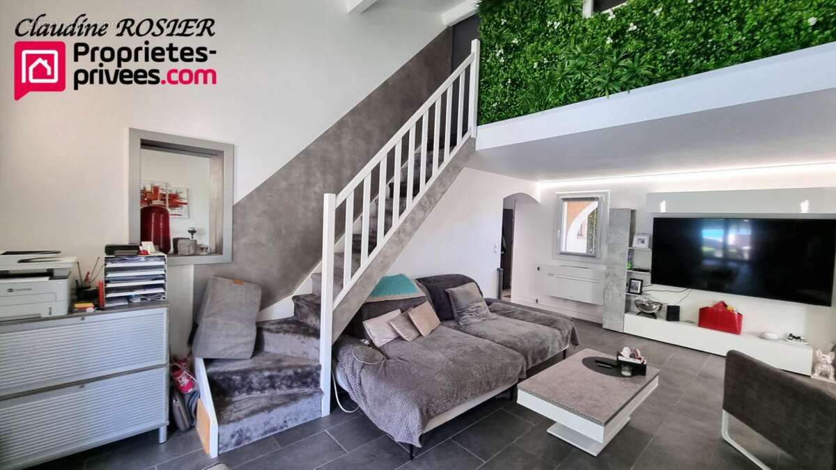 Maison à FLASSANS-SUR-ISSOLE