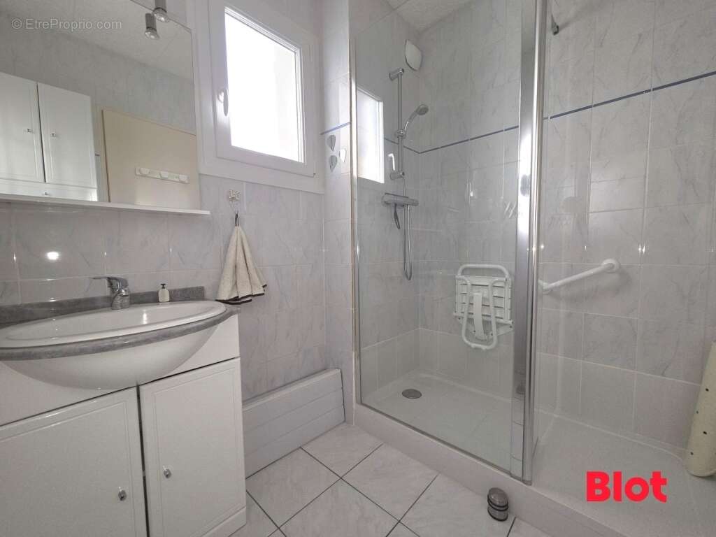 Appartement 61 m² à Rennes  - photo 7