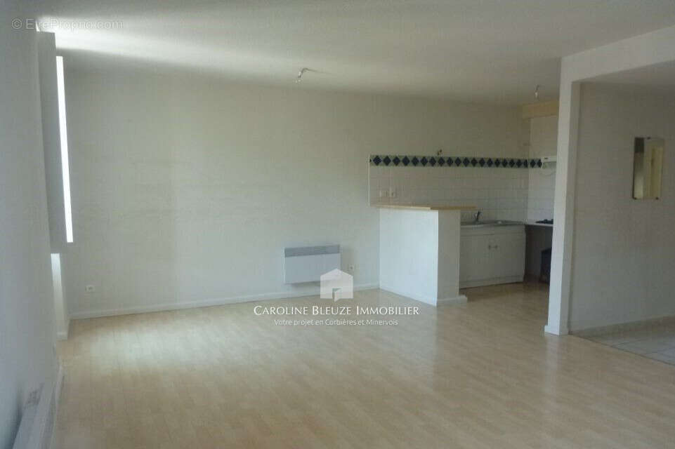 Commerce à LEZIGNAN-CORBIERES