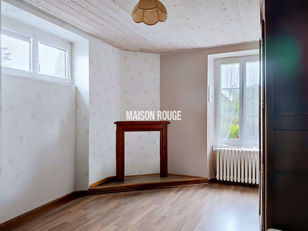 Maison à SAINT-PIERRE-DE-PLESGUEN