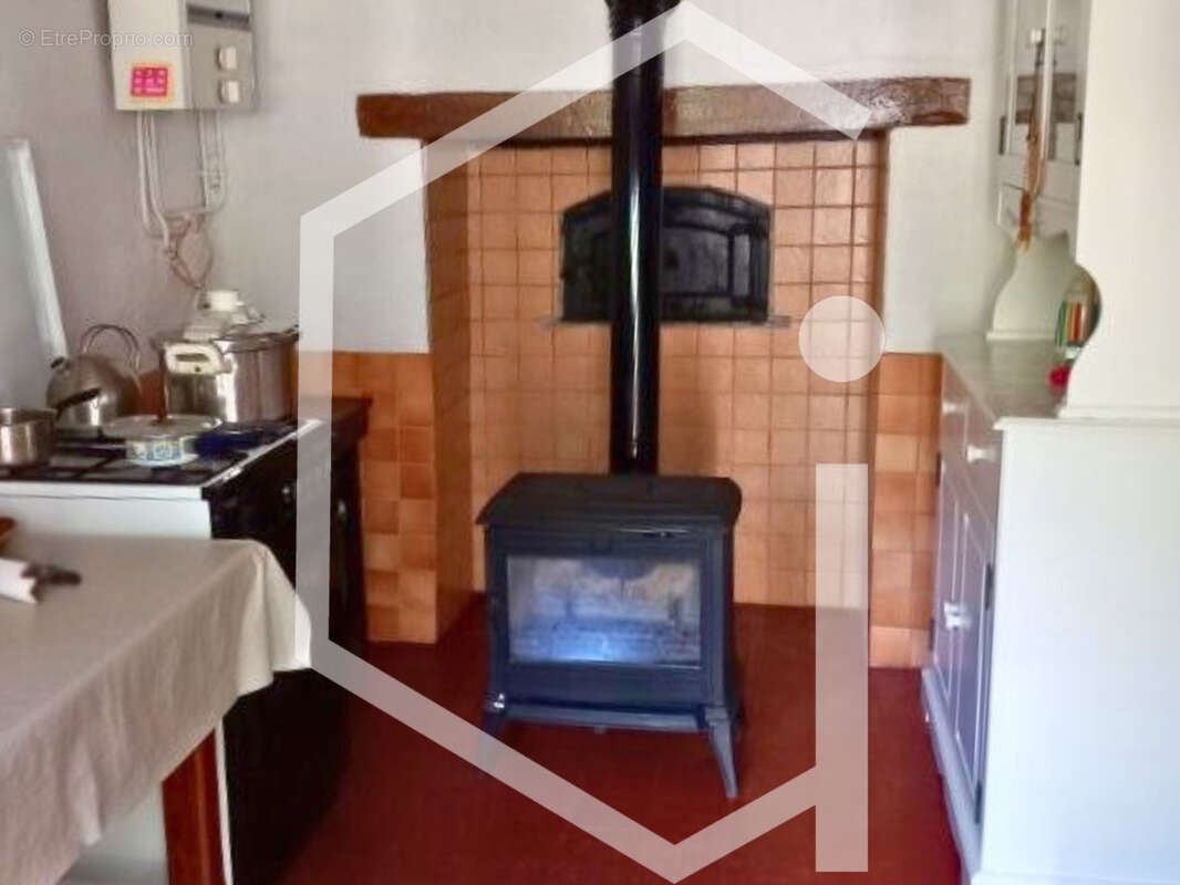 Maison à MORNAY-SUR-ALLIER