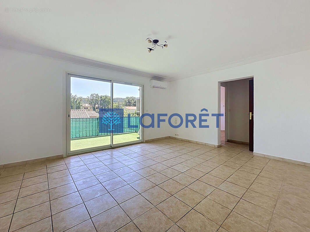 Appartement à DRAGUIGNAN
