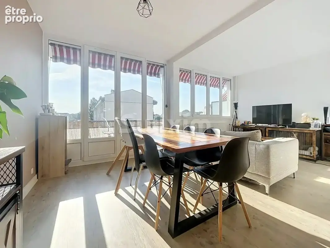 Appartement T4 + terrasse - Centre Belleville-en-Beaujolais - photo 3