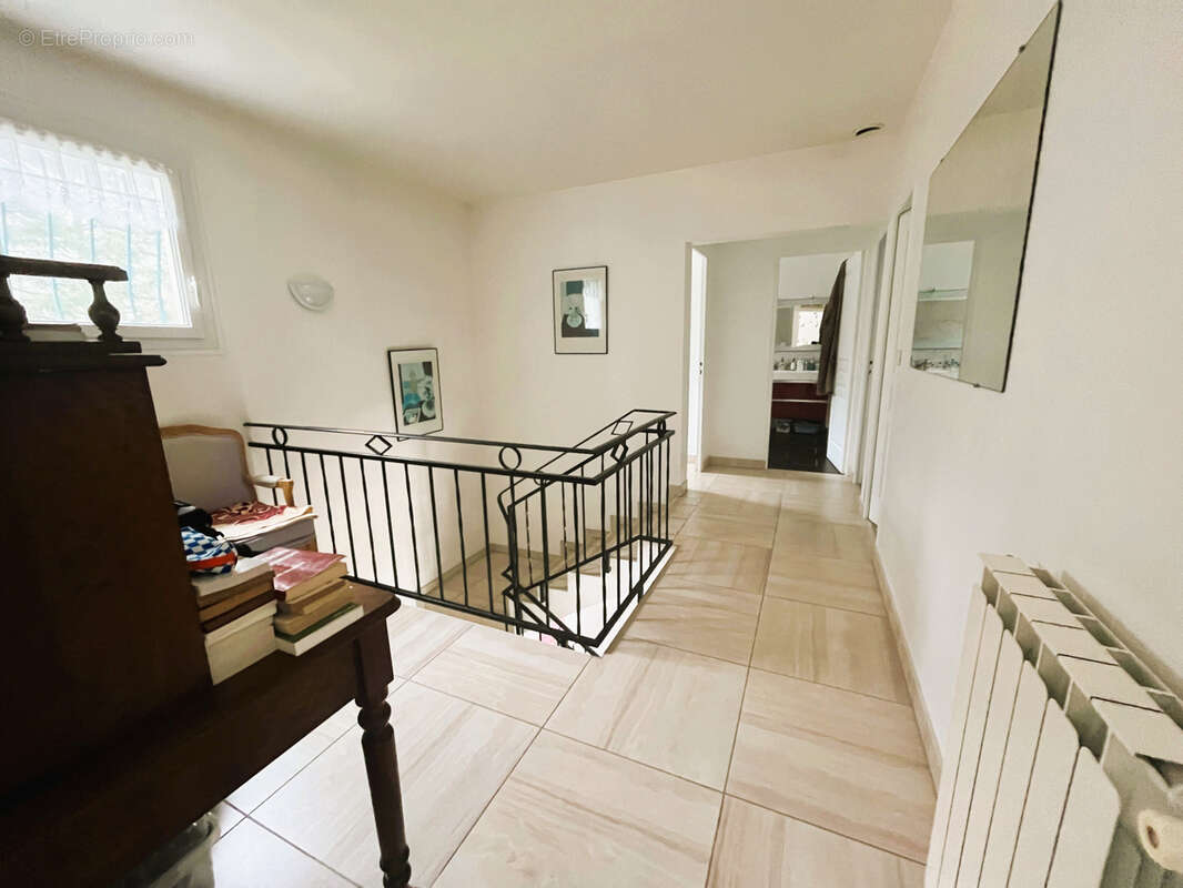 Maison à CHENAC-SAINT-SEURIN-D'UZET