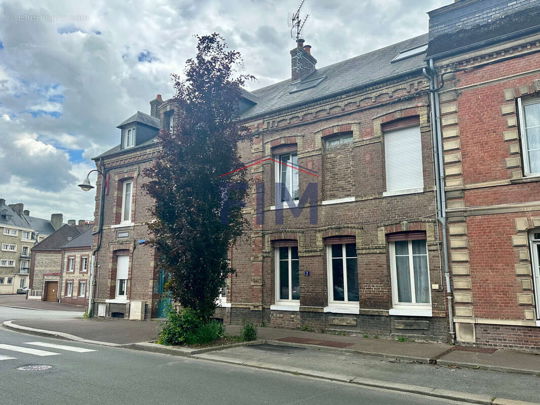 Appartement à NEUFCHATEL-EN-BRAY