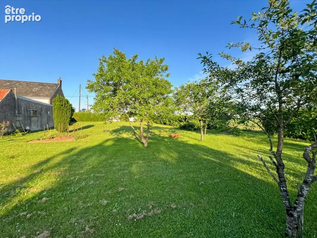  Maison en pierre avec grange et grand terrain paysagé de 2 100 m² à Péronville  - photo 14