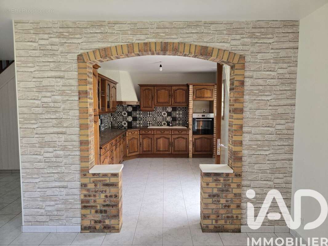 Maison 147 m² à Marcilly-La-Campagne  - photo 5