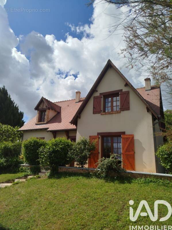 Photo 1 - Maison à PLAIMPIED-GIVAUDINS