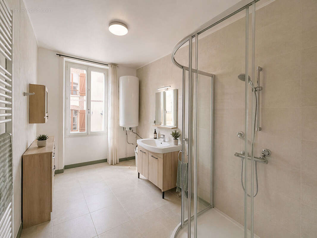 Maison Barbonne-fayel 7 pièce(s) 171 m2 - photo 8