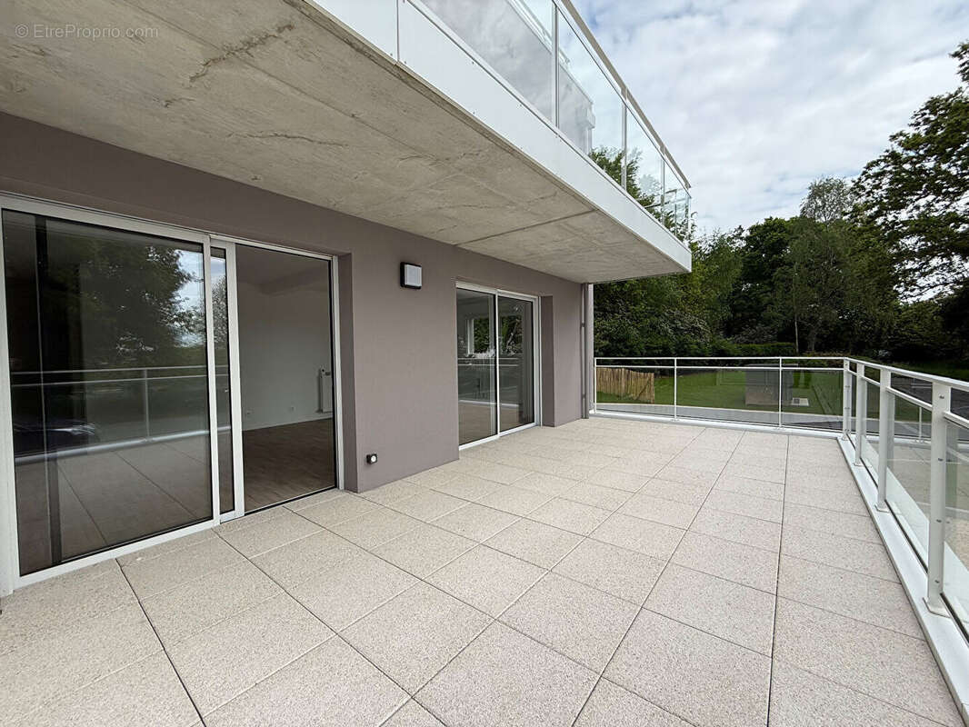 Appartement à LE RELECQ-KERHUON