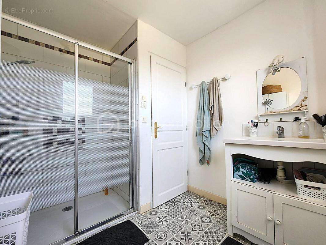 Villa familiale 129 m² 5 chambres avec piscine - photo 11