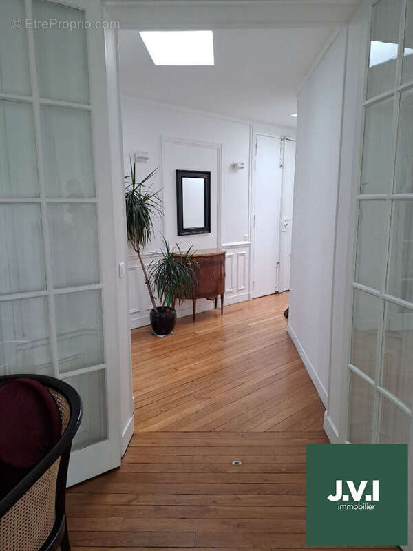 Appartement à ENGHIEN-LES-BAINS