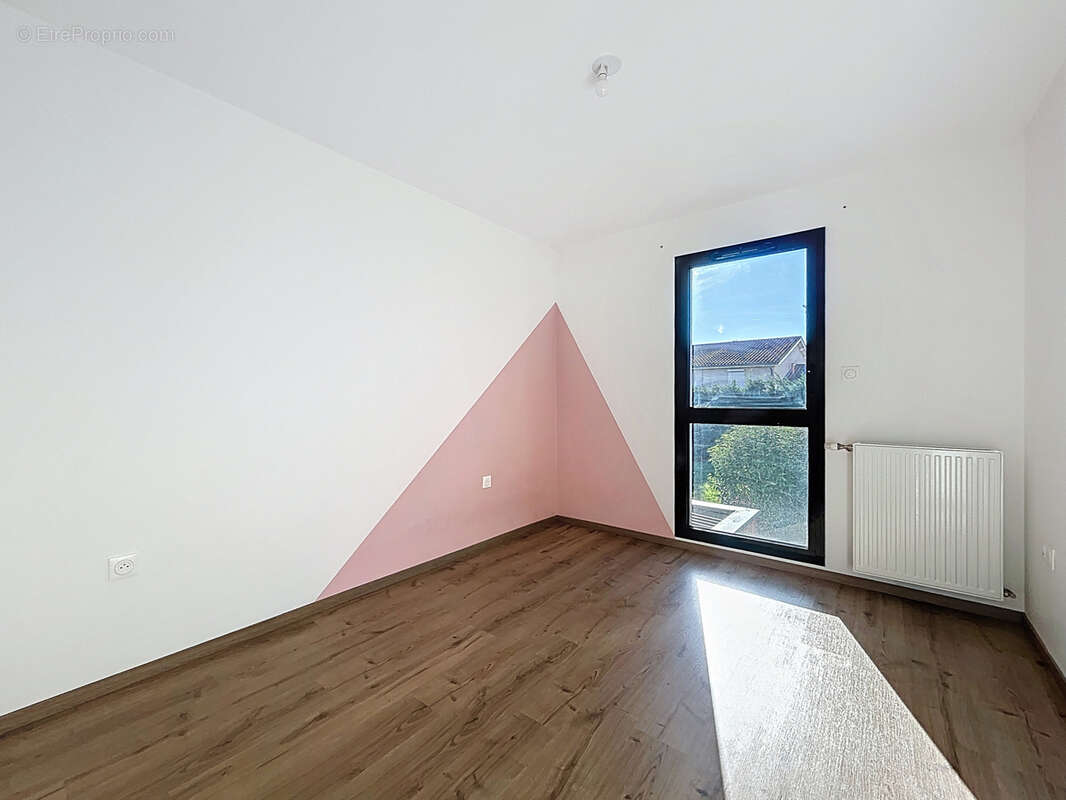 Appartement à MORNANT