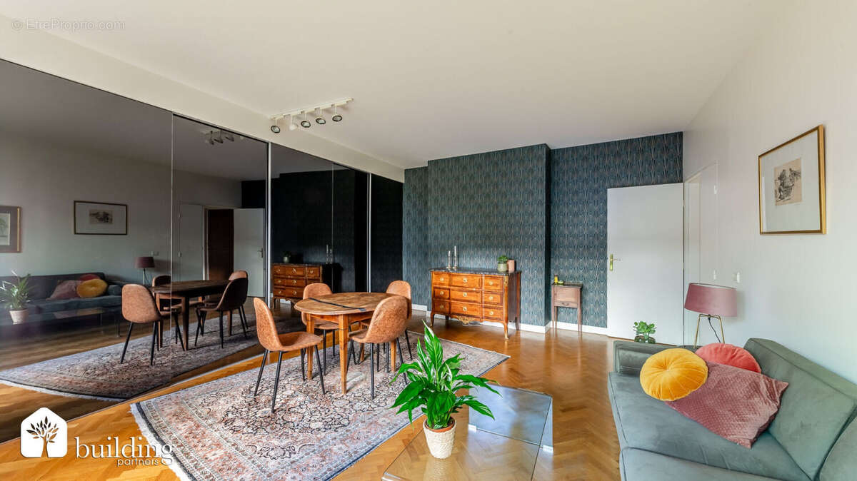 Appartement à LEVALLOIS-PERRET