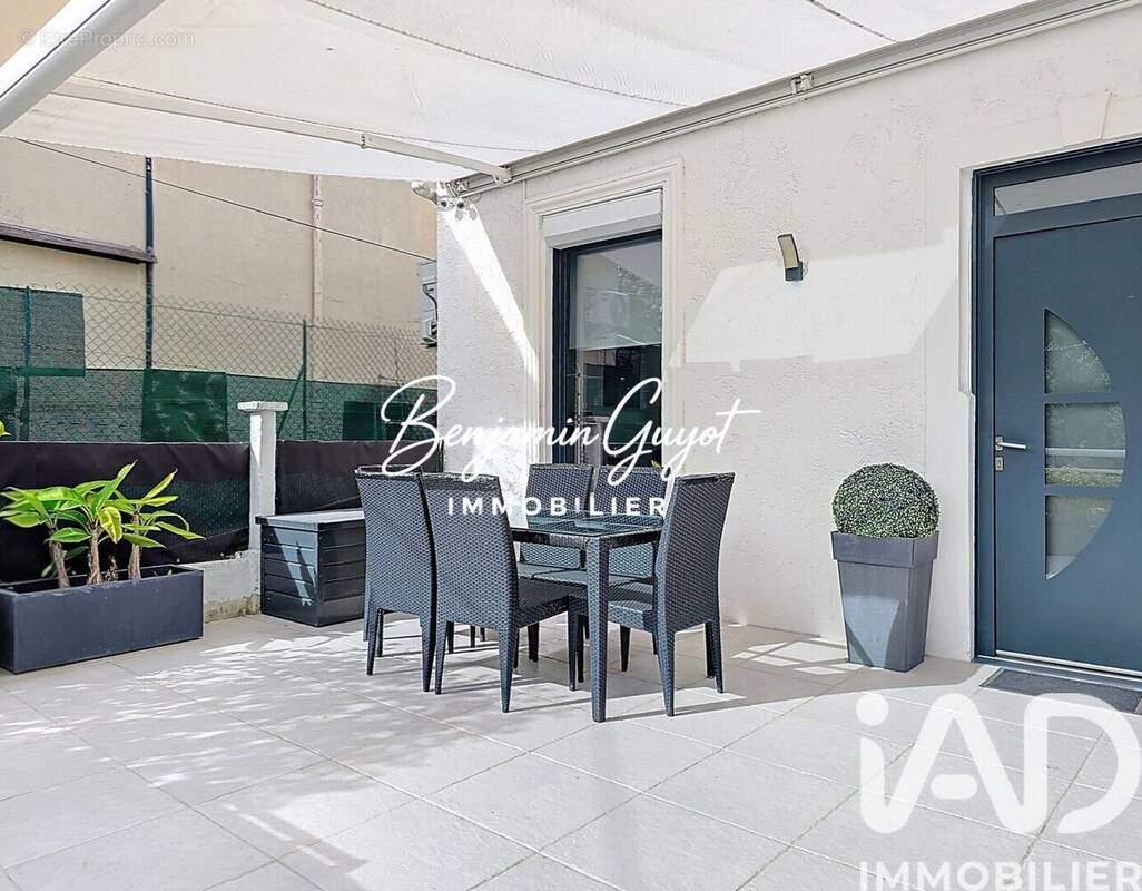 Photo 1 - Maison à LE CANNET