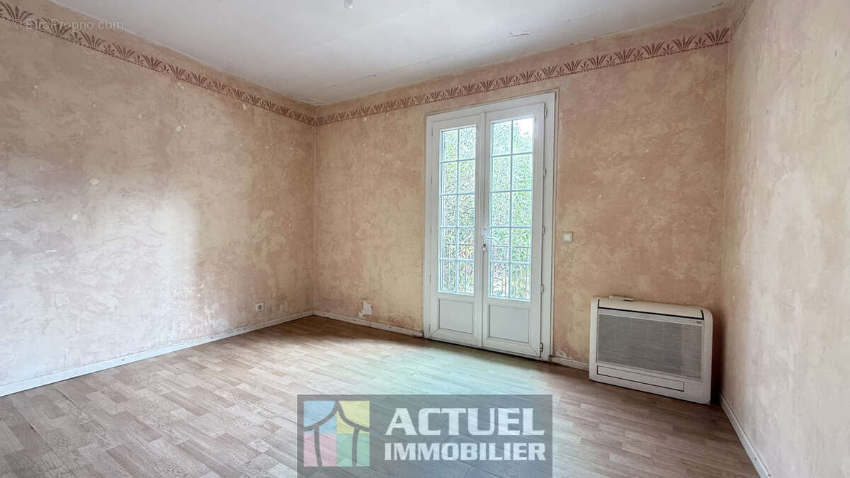 Grande maison sur Alco. - photo 7