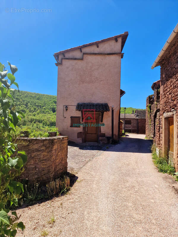 Maison à COMBRET