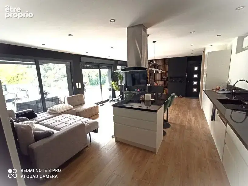 Maison 5 pièces 101 m² à vendre à Saint-Genest-Lerpt (42530) - photo 3