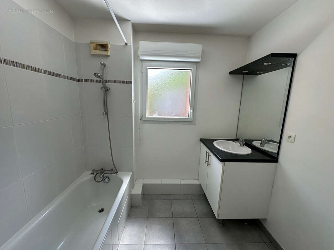 Appartement 63 m² à Merignac  - photo 7