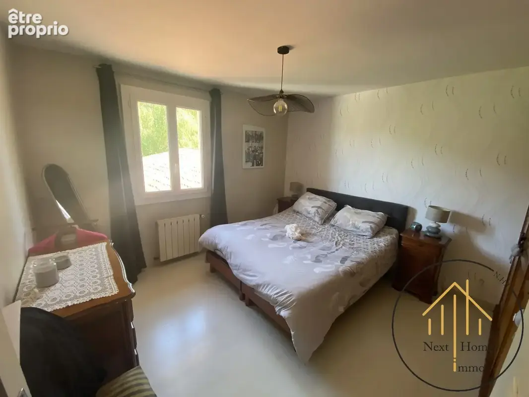 Maison 8 pièces 212 m² à vendre à Oriolles (16480) - photo 8
