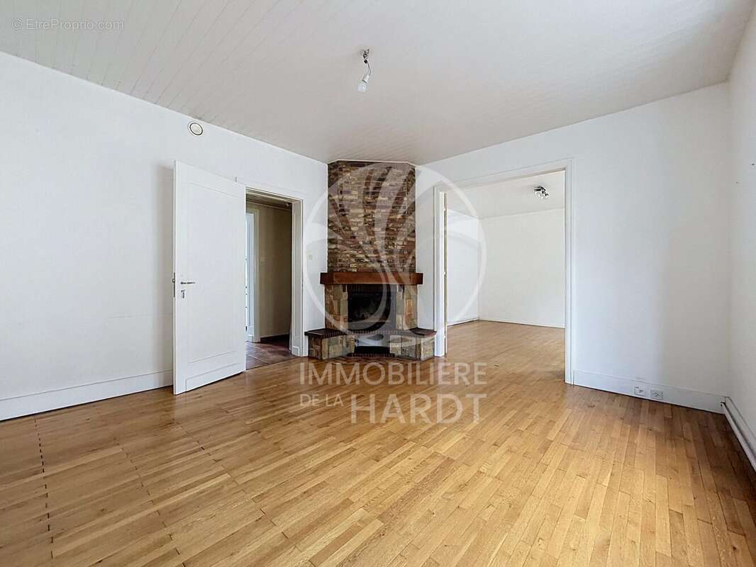 Appartement 84 m² à Mulhouse  - photo 3