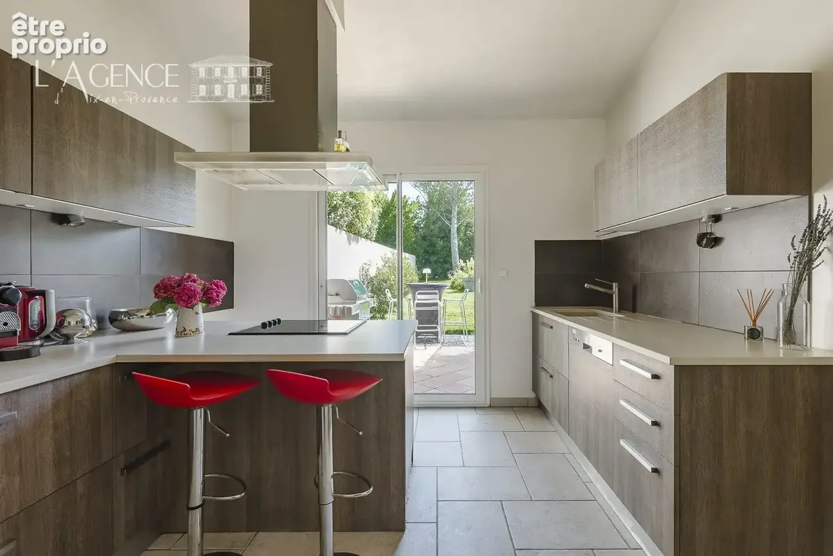 Maison 5 pièces 143 m² à vendre à Aix-En-Provence (13100) - photo 9