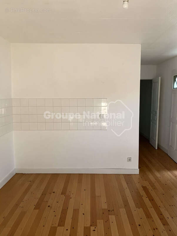 Appartement à LE ROVE