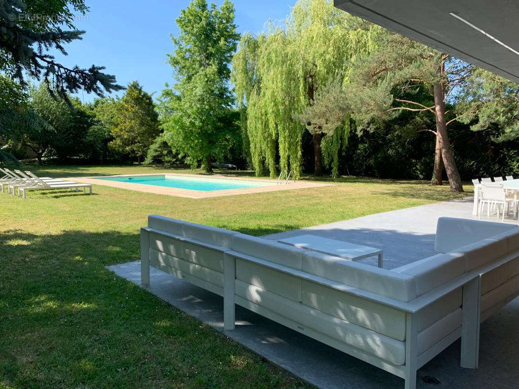Propriété à vendre avec piscine - photo 4