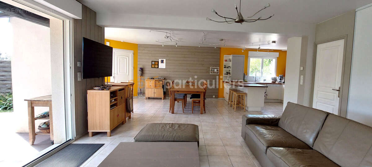 Maison à SAINT-PAIR-SUR-MER