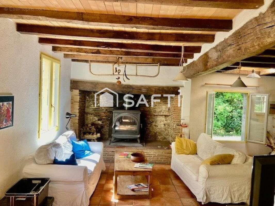 Maison 335 m² à Cazaubon  - photo 6