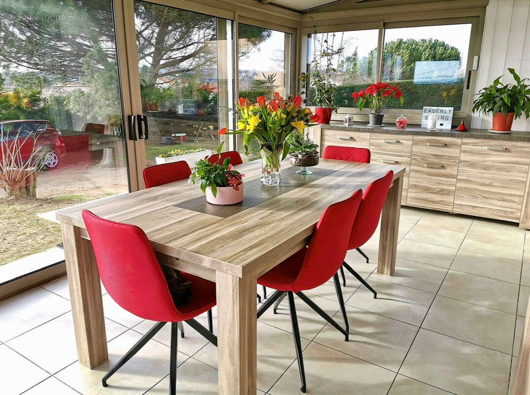 MARGÈS Maison individuelle de plain-pied de 108 m2 sur un terrain 2591 m2 - photo 5