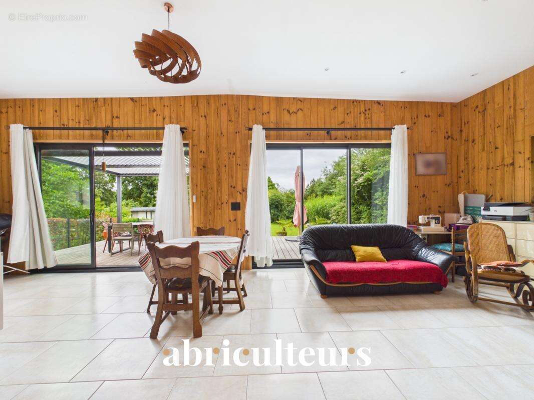 Belle maison contemporaine de 120 m² dans la verdure en vente à Les Touches (44390) - photo 12