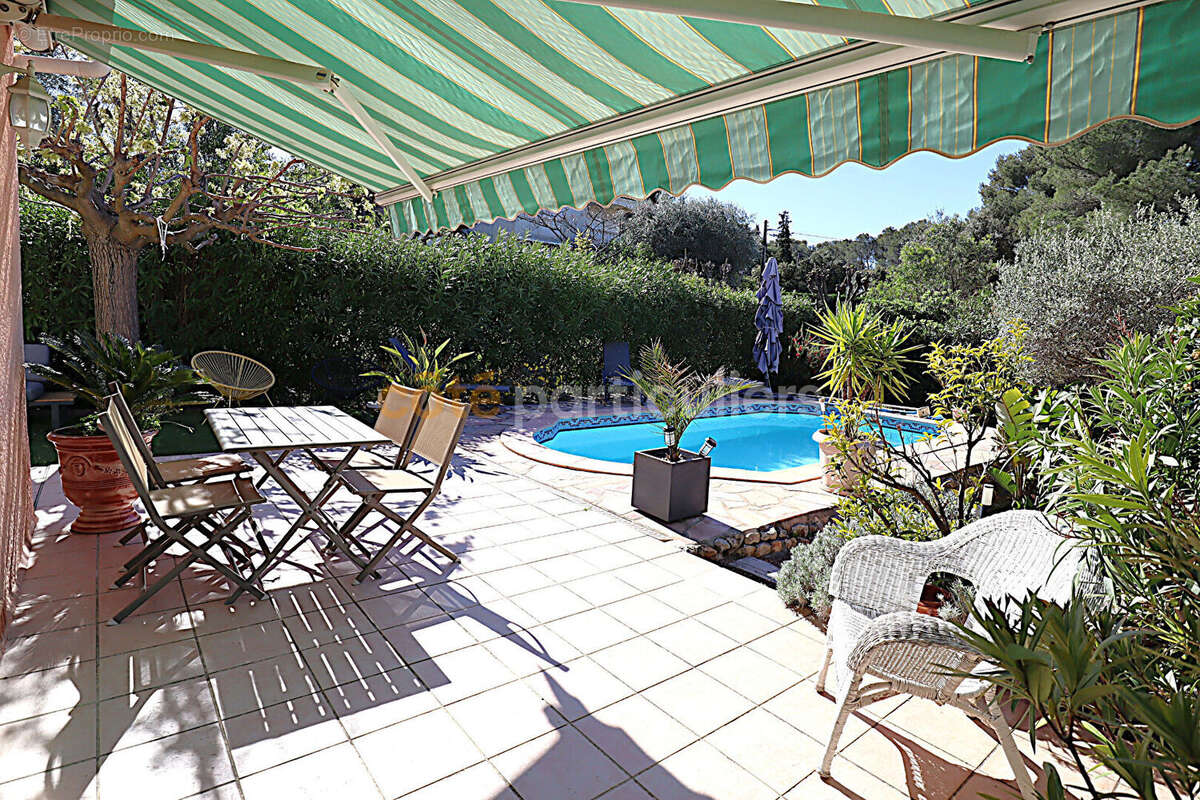Maison à SAINT-RAPHAEL