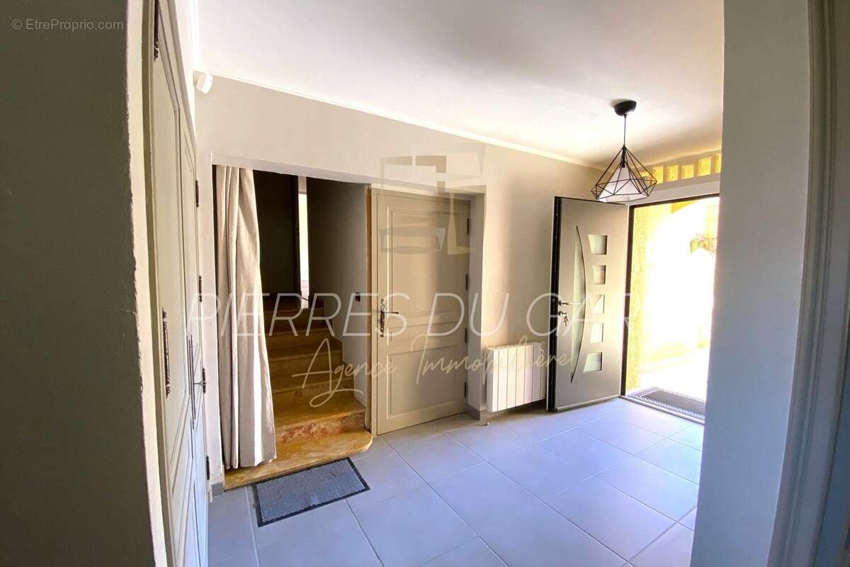 Maison à BAGNOLS-SUR-CEZE