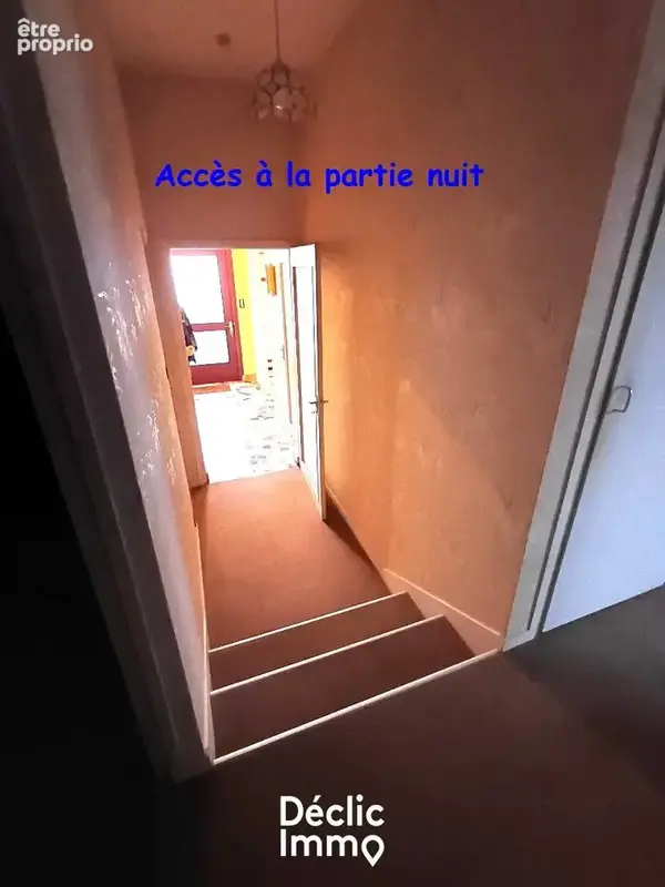 Maison de caractère à Bourg-sous-la-Roche  117 m² - Terrain 500m² - Tout à pied - photo 3