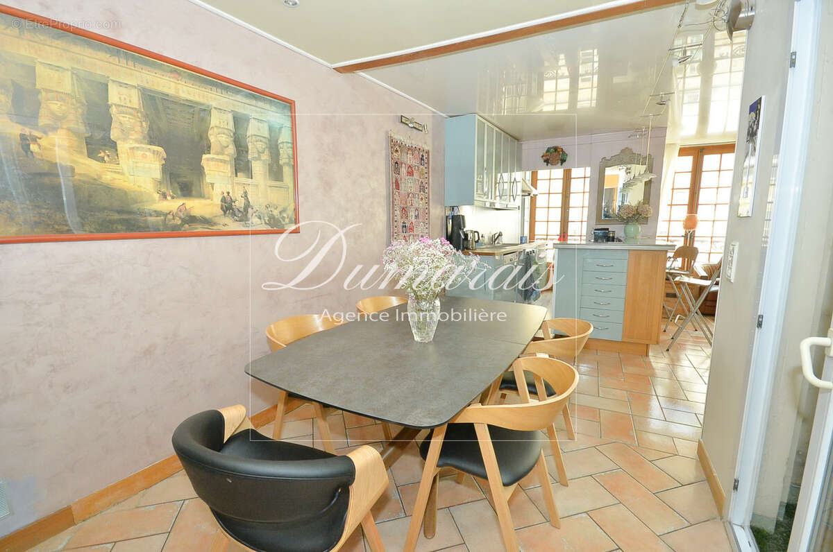 Appartement à PARIS-4E