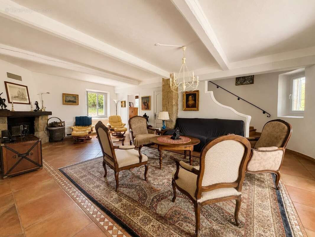 Maison à FAYENCE