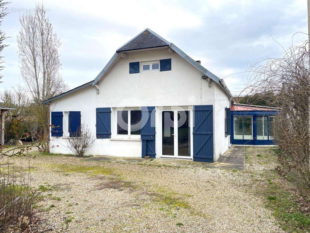 Maison à ANET