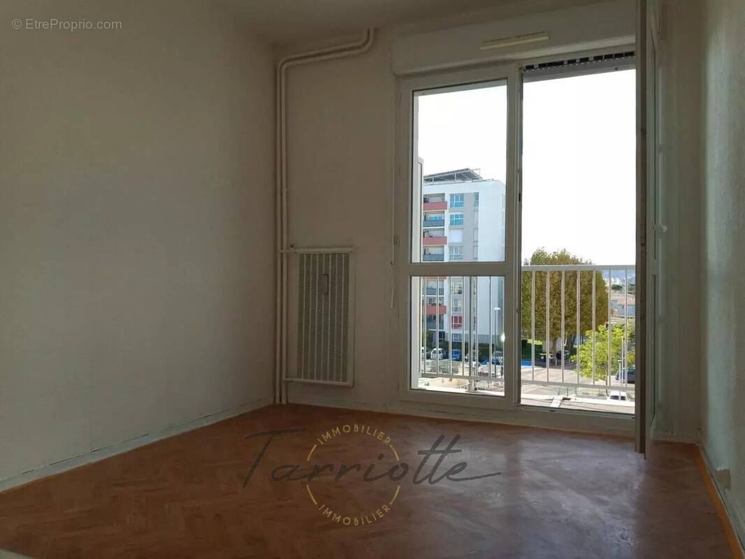 Appartement à MONTELIMAR